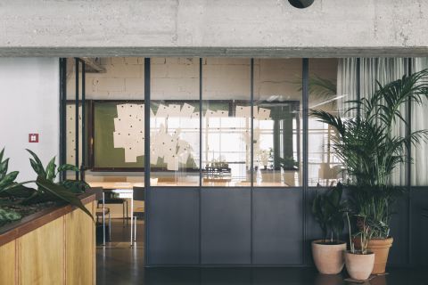 Book a meeting room in Antwerp at Fosbury and Sons coworking Harmony