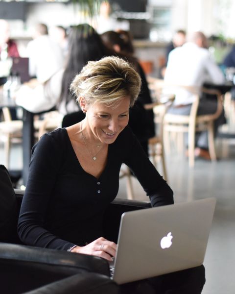 Meet the members 3 : International Women's day - Coworking Fosbury and Sons